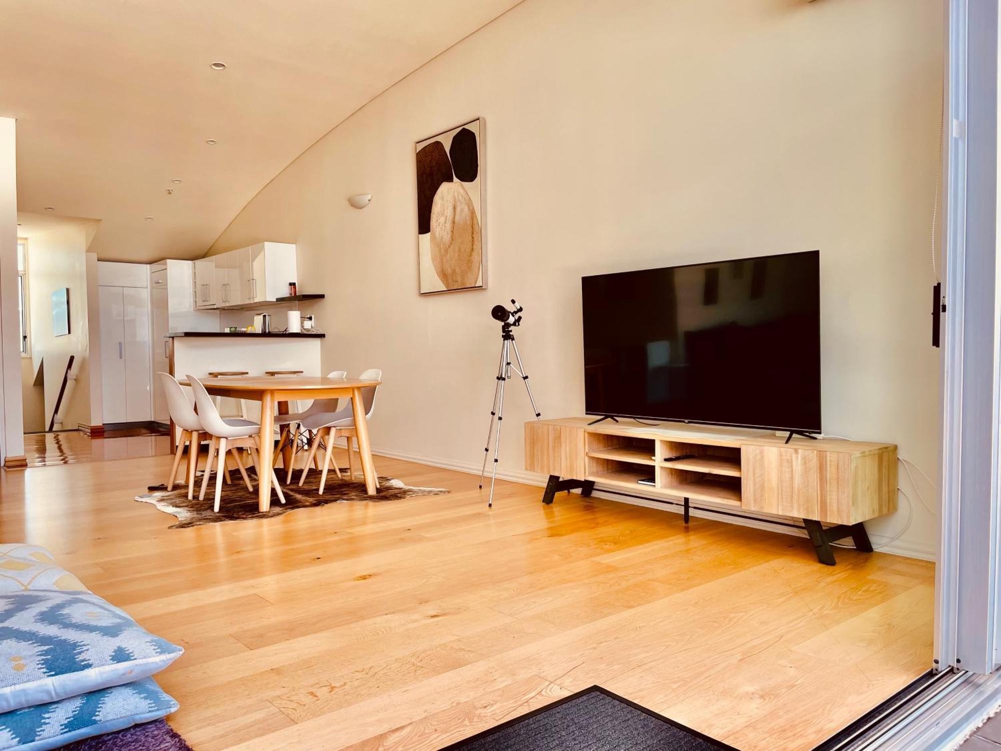 New Waterfront Penthouse On Princes Wharf With Harbor View! The Heart Of Auckland City! Free Parking! Buitenkant foto